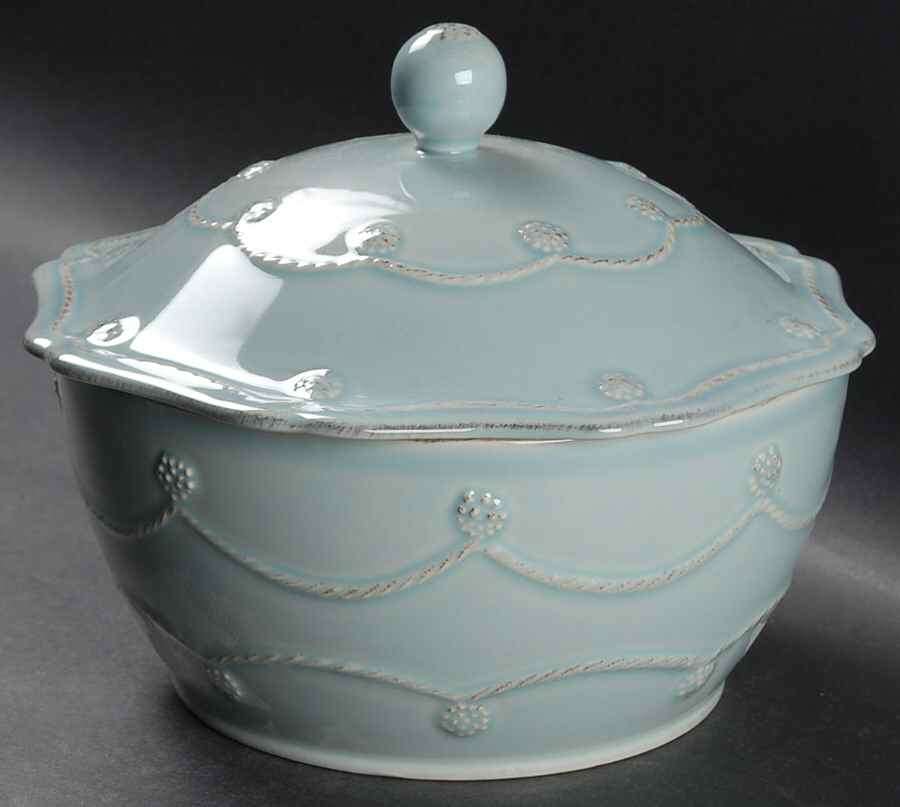 Berry and Thread Ice Blue 2 Qt Round Covered Casserole by Juliska Ceramics-1
