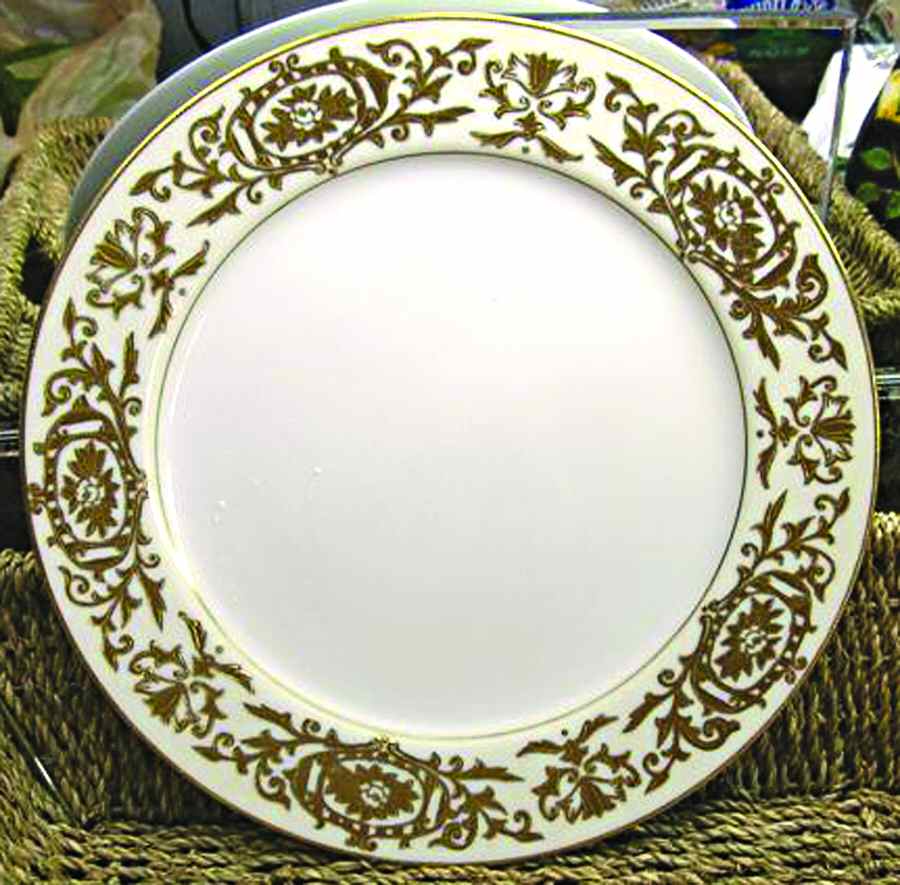 JYO66 Dinner Plate by Jyoto-1