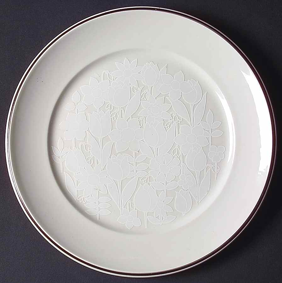 Snow Flowers Dinner Plate by Johnson Brothers-1