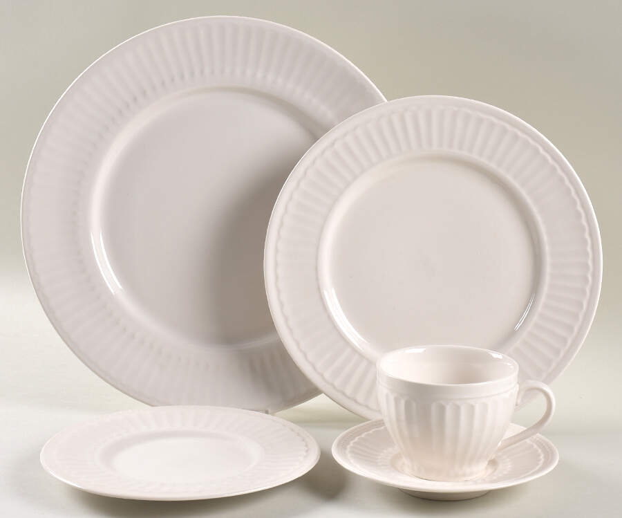 Coventry White 5 Piece Place Setting by JCPenney-1