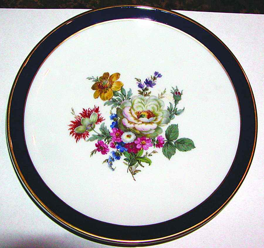 JKW37 Dessert/Pie Plate by JKW Bavaria-1