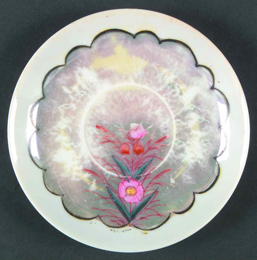 JAP582 Saucer by Japan-1