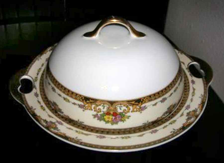 Brunswick 1/4 Lb Covered Butter by Jonroth Studios-1