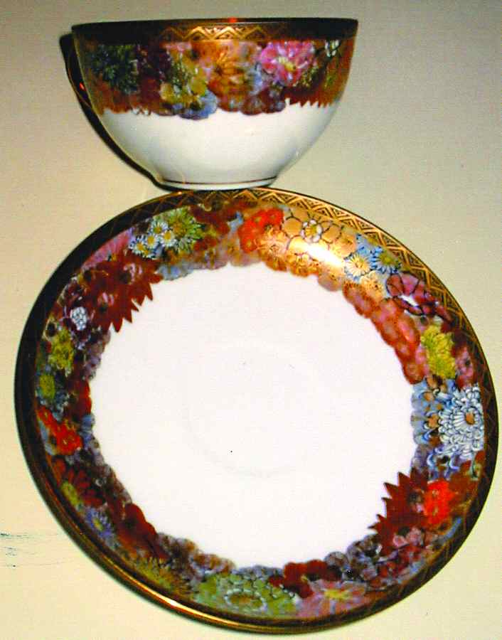 SOK34 Flat Cup & Saucer Set by Soko-1