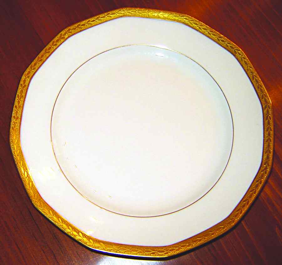JOH346 Dinner Plate by Johann Haviland-1