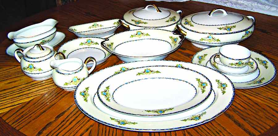 N3793 12" Oval Serving Platter by Noritake-1