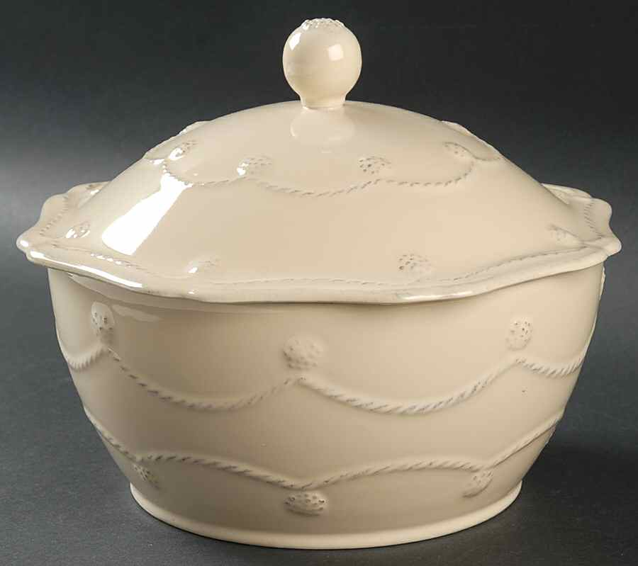 Berry and Thread Butter Yellow 1.5 Qt Round Covered Casserole by Juliska Ceramics-1
