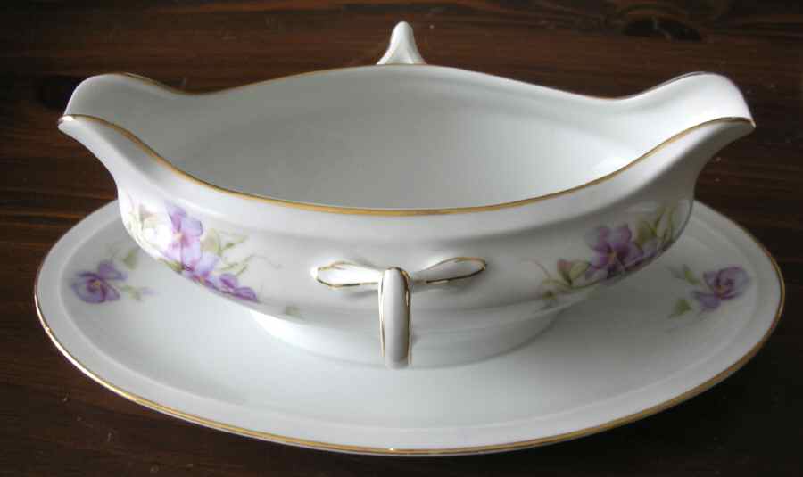 7941 Gravy Boat with Attached Underplate by Jaeger-1
