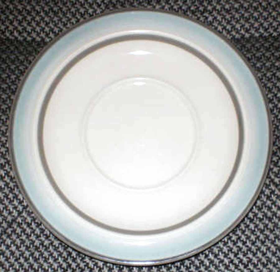 Blue Saucer by Japan-1