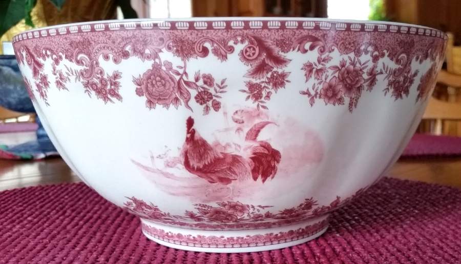 William James Farm Yard Red 9" Salad Serving Bowl by Jay Import-1