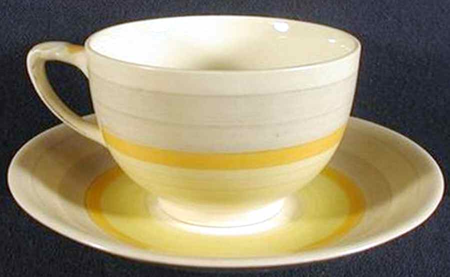 JB957 Flat Cup & Saucer Set by Johnson Brothers-1