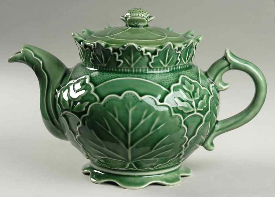 Green Leaf Majolica Teapot & Lid by Jay Willfred-1
