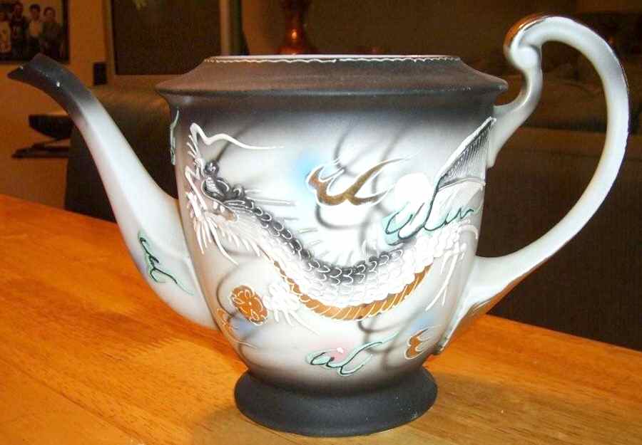 JAP705 Teapot No Lid by Japan-1