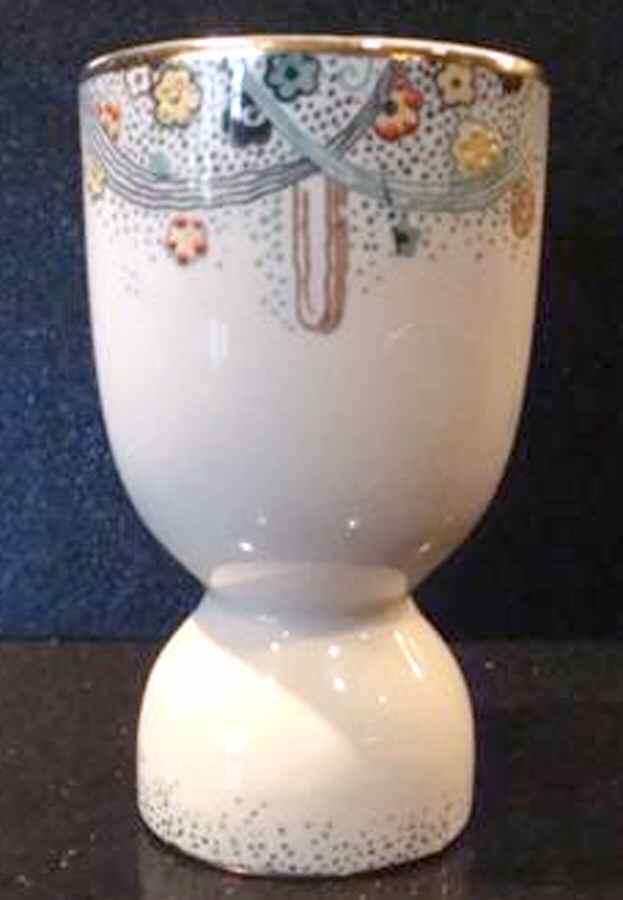 Les Fountaines Double Egg Cup by Johnson Brothers-1