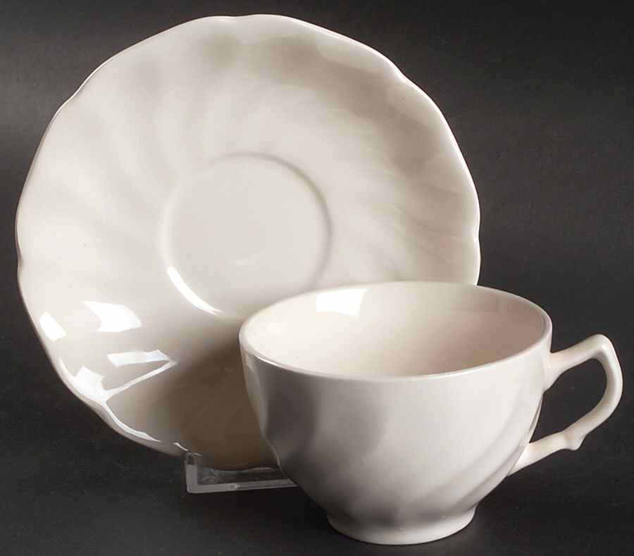 Old Chelsea Flat Cup & Saucer Set by Johnson Brothers-1