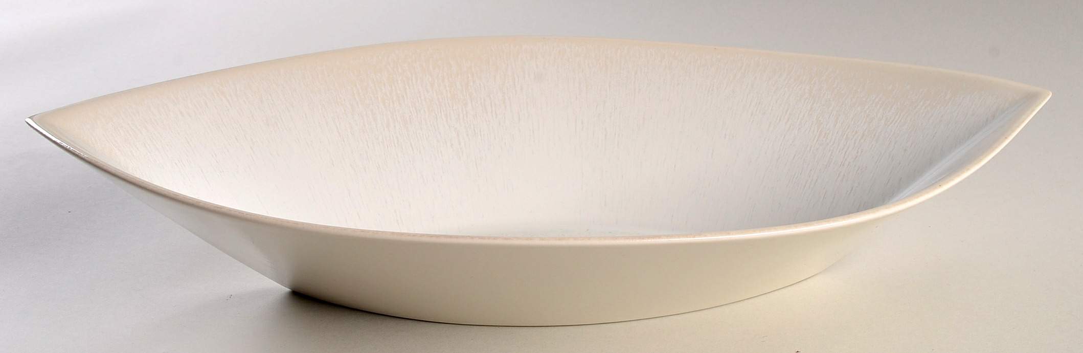 Vuelta White Pearl Hors d'Oeuvre Tray by Jars-France-1