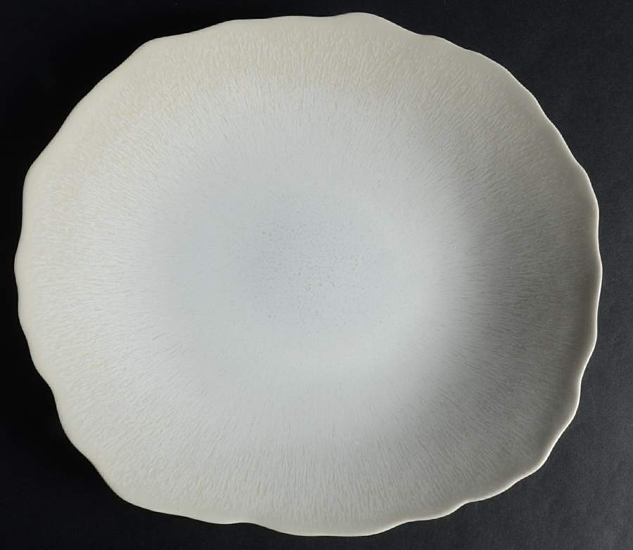 Plume White Pearl Dinner Plate by Jars-France-1