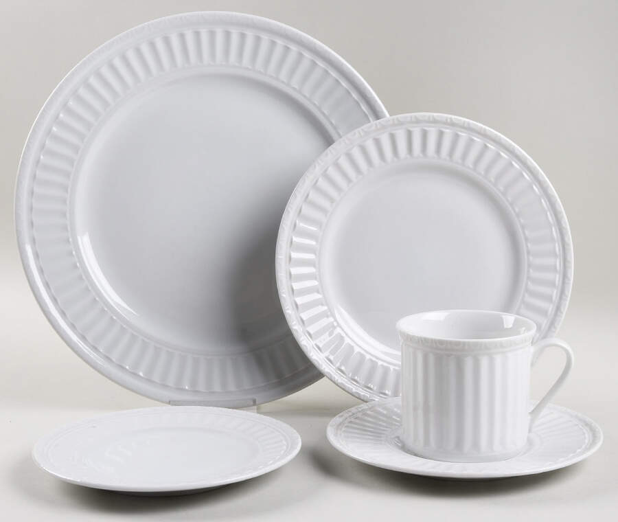 Italiana White 40 Piece Estate Set by JCPenney-1