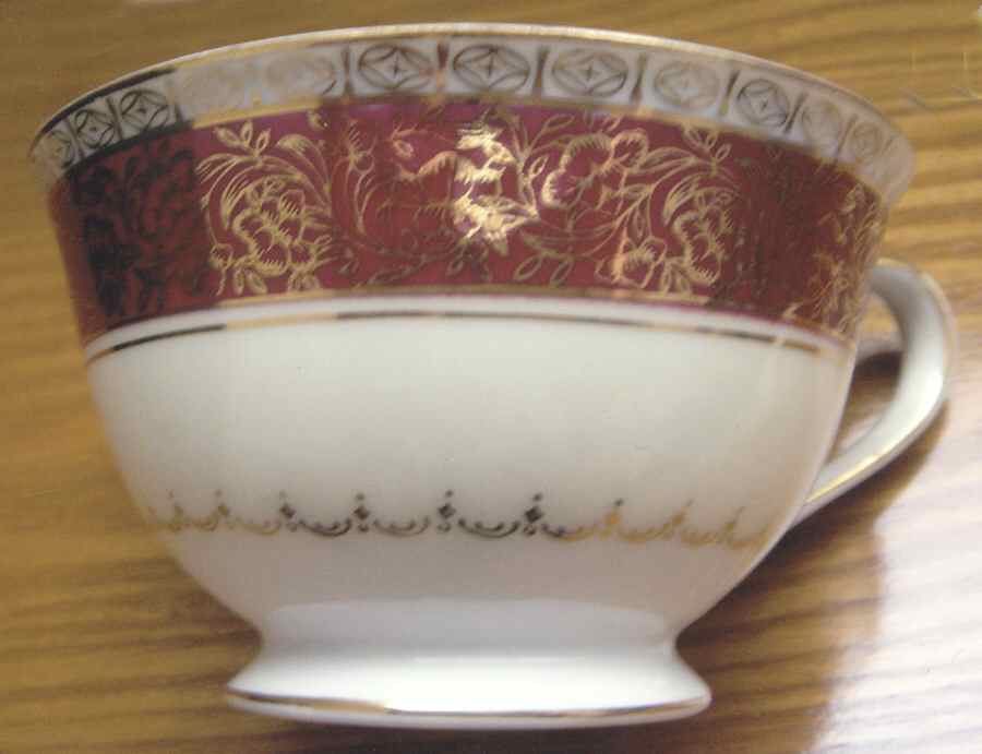 JAP712 Footed Cup by Japan-1