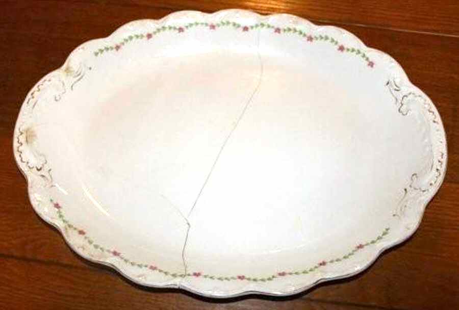 JB970 18" Oval Serving Platter by Johnson Brothers-1