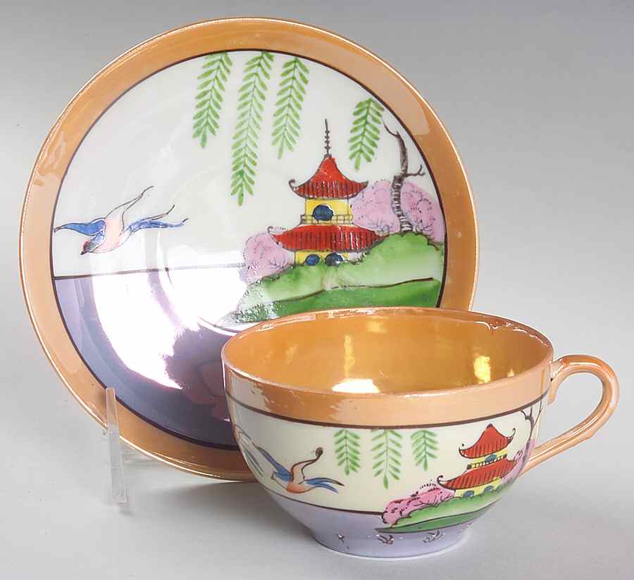 JAP724 Flat Cup & Saucer Set by Japan-1