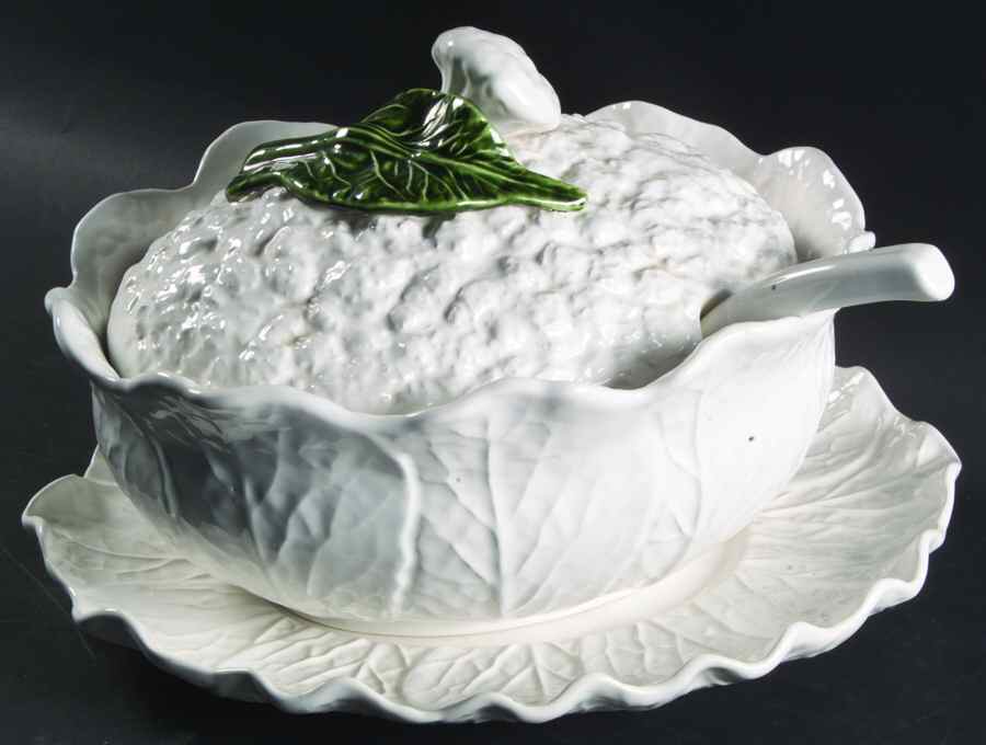JWI7 Oval Tureen & Lid w/Ladle & Underplate by Jay Willfred-1