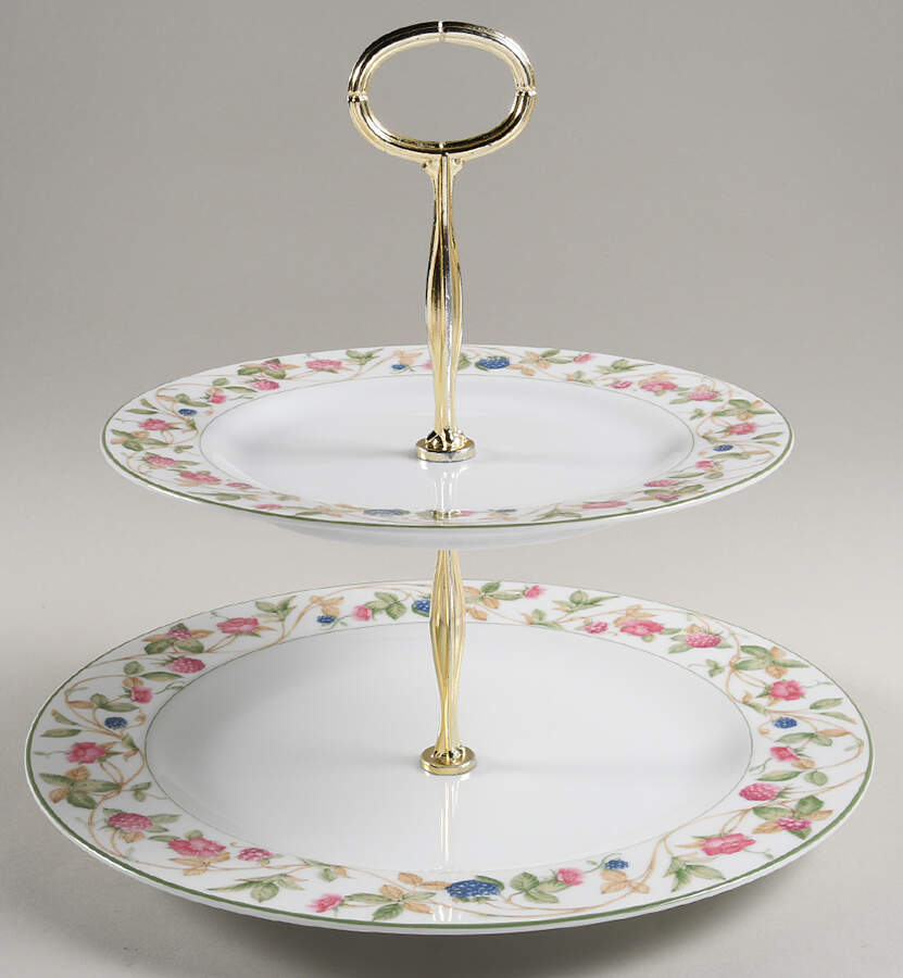 Raspberry Rose 40 Piece Estate Set by Johann Haviland-1