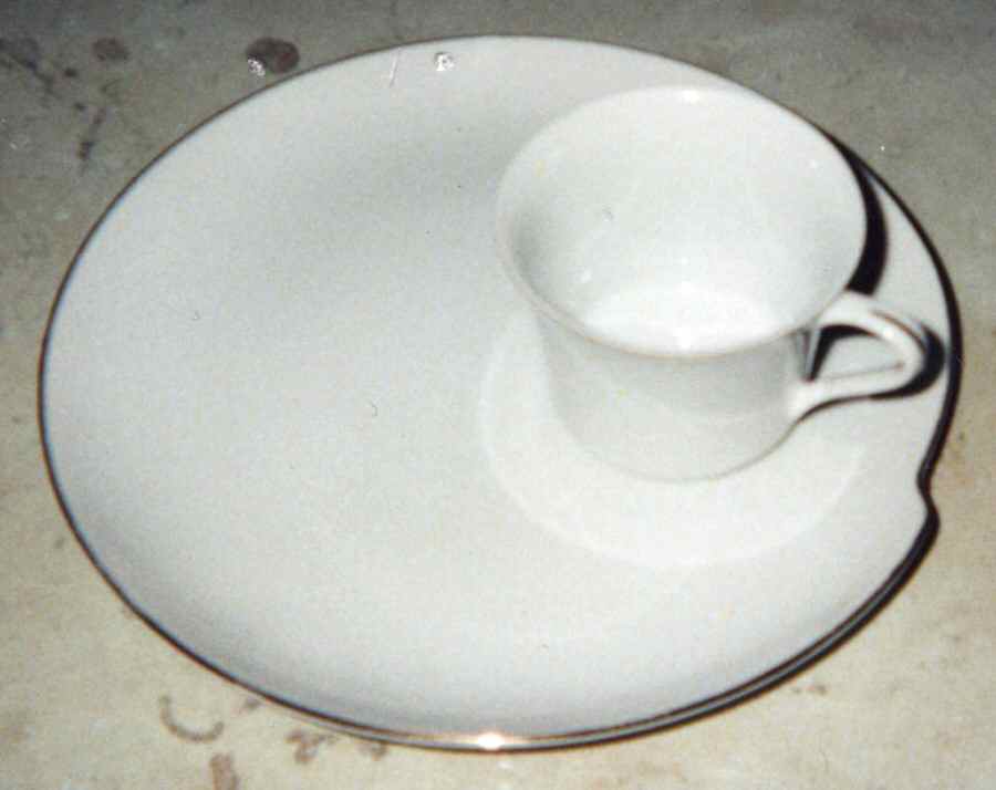 JRO1 Snack Plate & Cup Set by Jonas Roberts-1