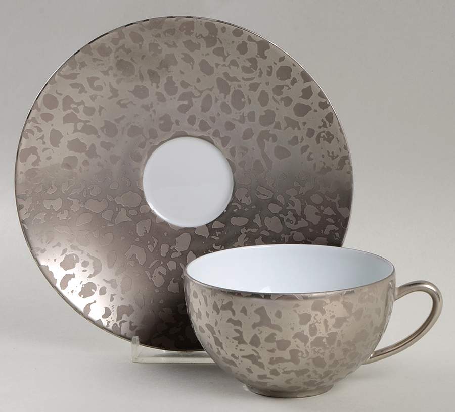 Big Bang Platinum Flat Cup & Saucer Set by Jaune de Chrome-1