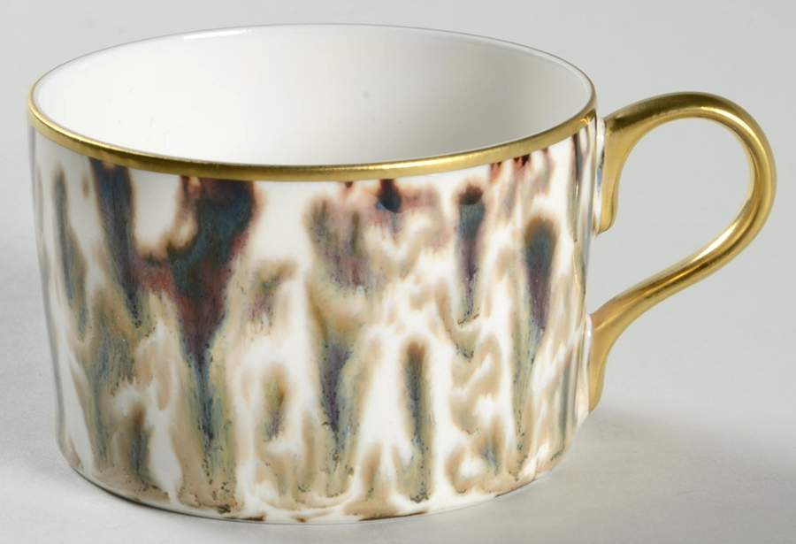 Cream Scale (Gold Trim) Flat Cup by Jaune de Chrome-1