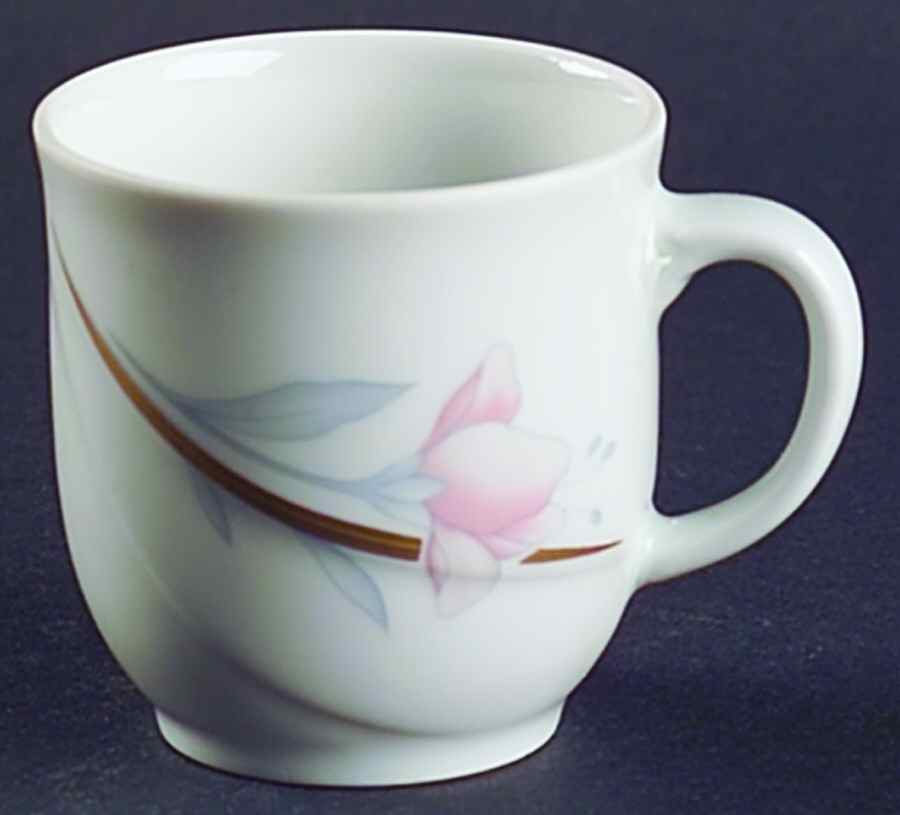 Alba Flat Demitasse Cup by Johann Seltmann-1
