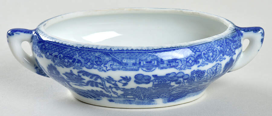Blue Willow (Child's Set, Made in Japan) Toy Oval Vegetable No Lid by Japan-1