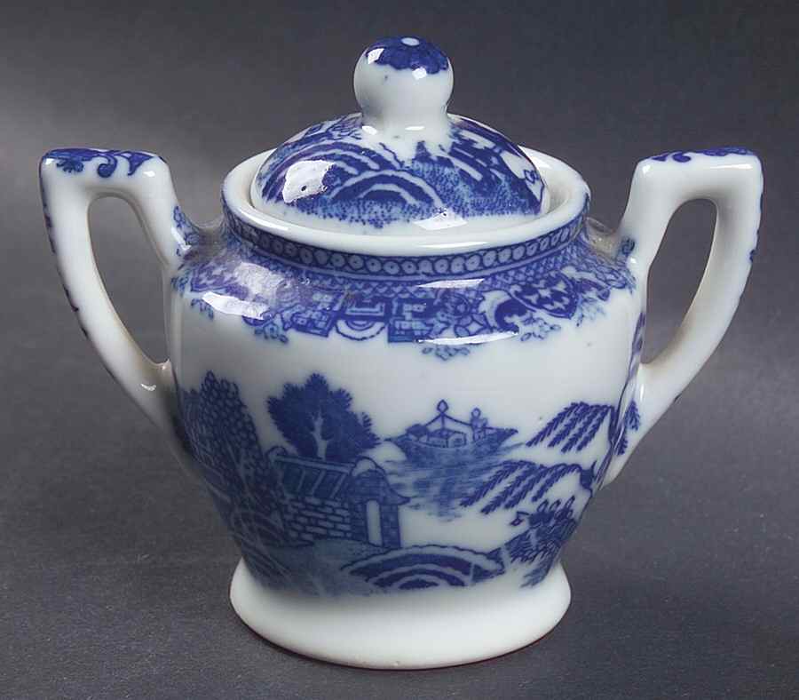 Blue Willow (Child's Set, Made in Japan) Toy Sugar Bowl & Lid by Japan-1
