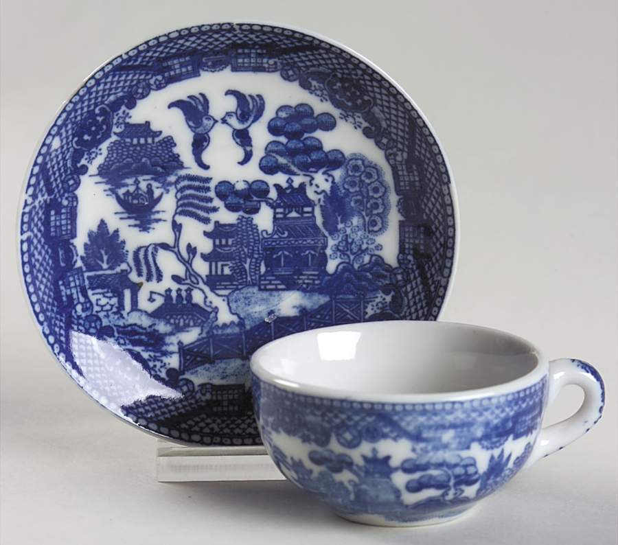 Blue Willow (Child's Set, Made in Japan) Flat Toy Cup and Saucer Set by Japan-1