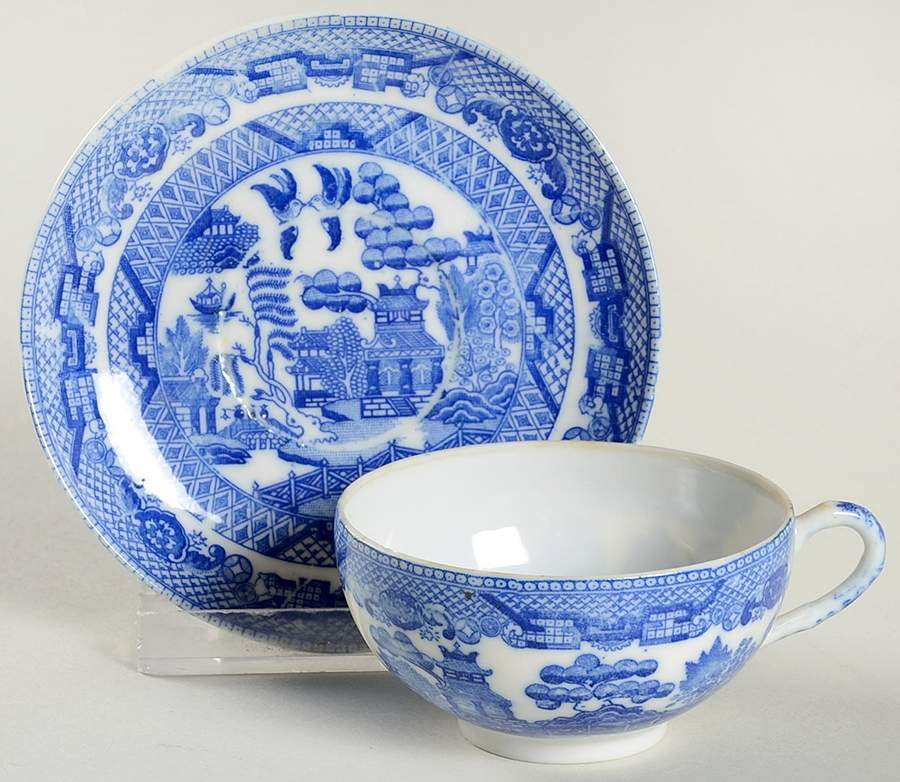 Blue Willow (Child's Set, Made in Japan) Flat Toy Cup and Saucer Set by Japan-1