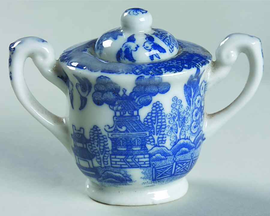 Blue Willow (Child's Set, Occupied Japan) Toy Sugar Bowl & Lid by Japan-1