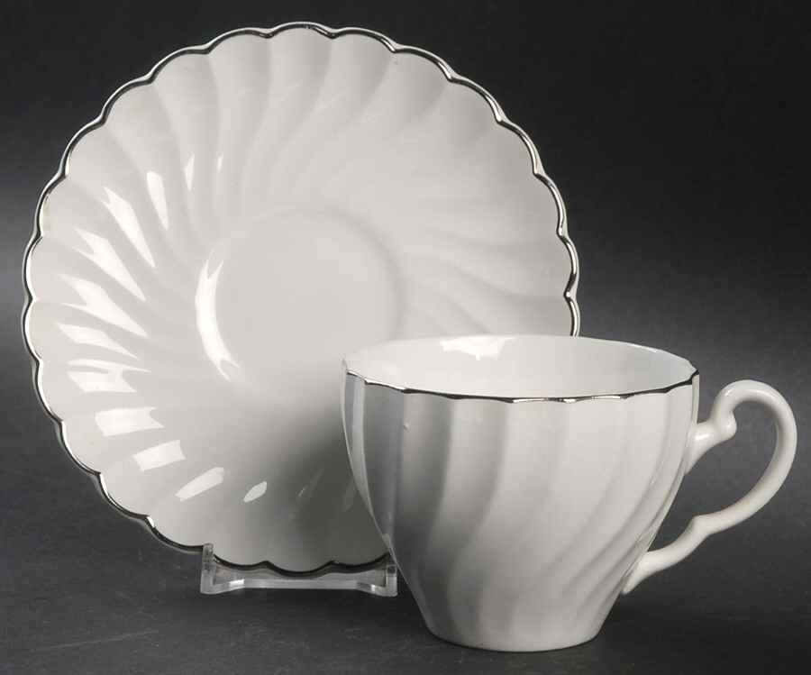 Suffolk Flat Cup & Saucer Set by Johnson Brothers-1