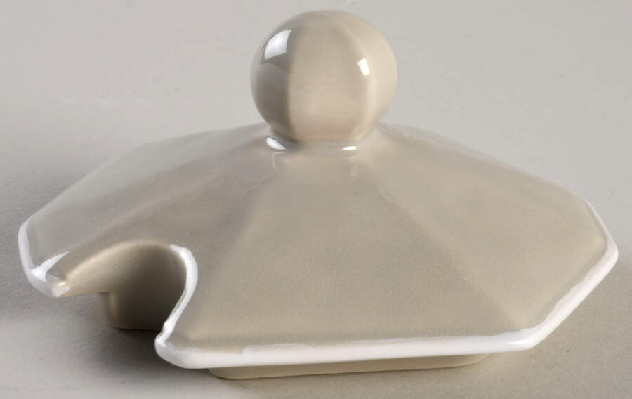 Octavia Portobello (White Trim) Lid for Sugar Bowl by Juliska Ceramics-1