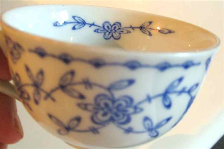 Blau Flat Cup by Arnart-1