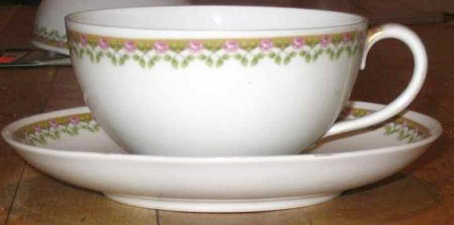 JAE191 Flat Cup & Saucer Set by Jaeger-1