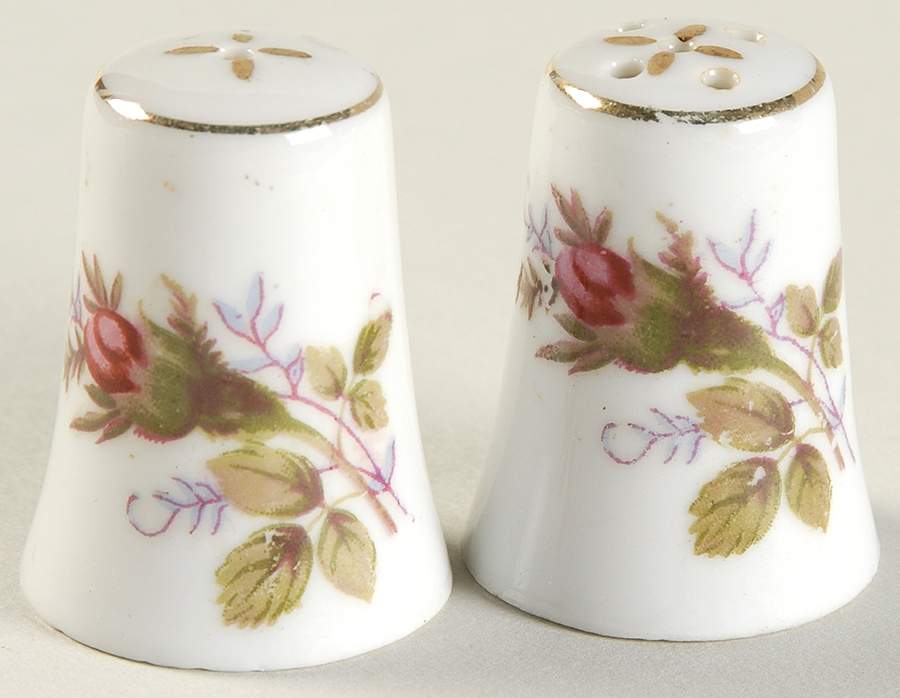GRT12 Child's Salt & Pepper Set by Grantcrest-1