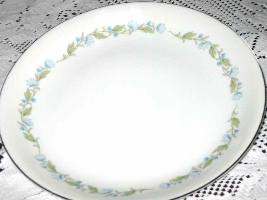 Michelle Dinner Plate by Japan-1