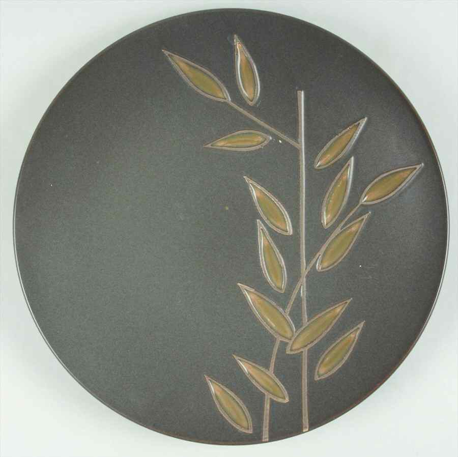 Magic Garden Dinner Plate by Joseph Abboud-1