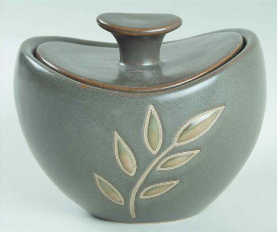 Magic Garden Sugar Bowl & Lid by Joseph Abboud-1