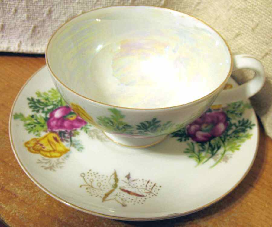 JAP774 Footed Cup & Saucer Set by Japan-1