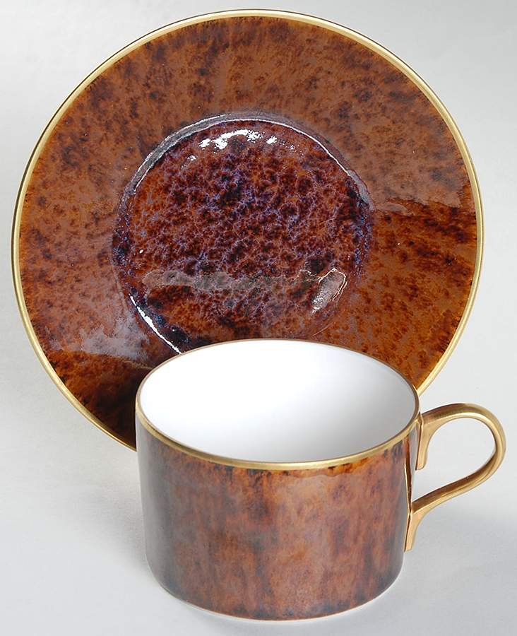 Tortoise (Gold Trim) Flat Cup & Saucer Set by Jaune de Chrome-1
