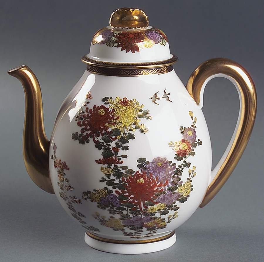 JAP799 Teapot & Lid by Japan-1