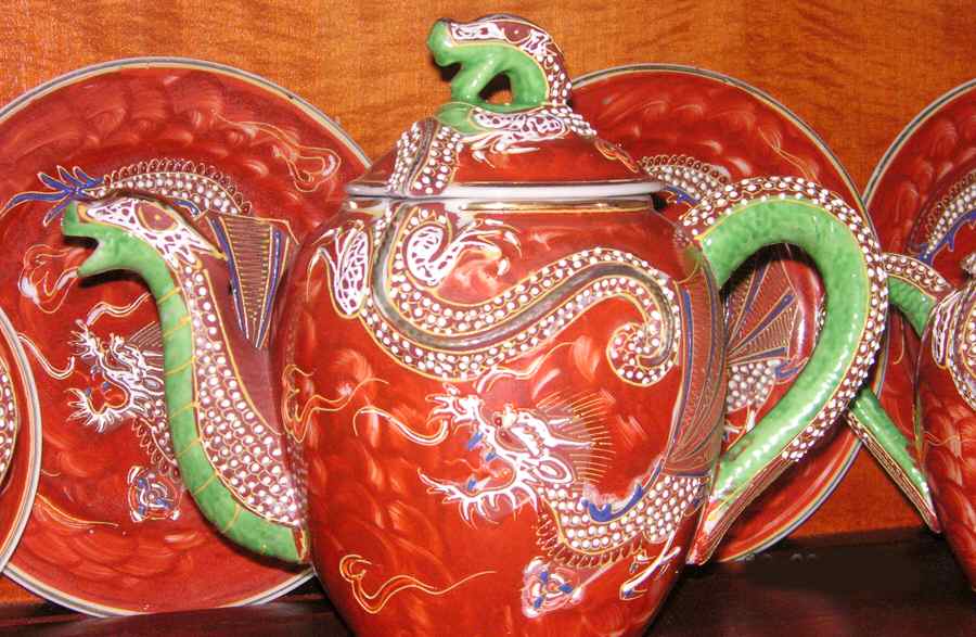 JAP811 Teapot & Lid by Japan-1