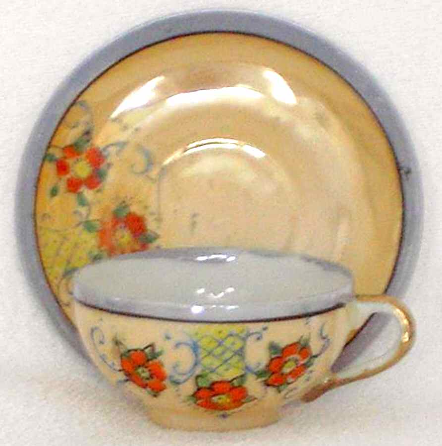 JAP841 Flat Cup & Saucer Set by Japan-1