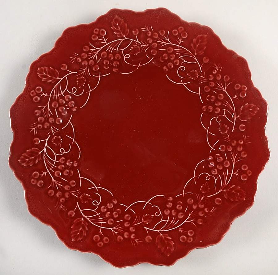 Winterberry Dinner Plate by Jay Willfred-1